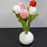 Eco-Friendly Crochet Tulips  - Project by tantsurin