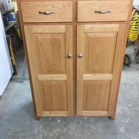 Shaker Style Jelly Cabinet With Hutch