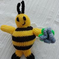 bee  - Project by mobilecrafts