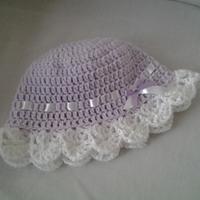 Angel top and frilled hat 