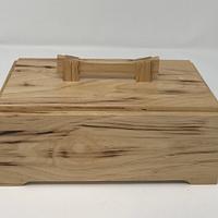 A "One Wood" Keepsake Box - Project by kdc68