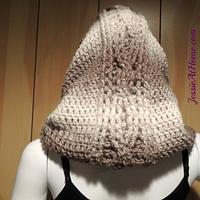 Hoodie Cowl - Project by JessieAtHome