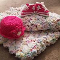 Crochet Baby Girl Spring Set - Project by crokaren