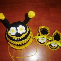 Bumble-bee set - Project by Petra