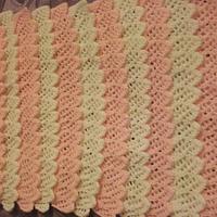 Frills Crochet Blanket - Project by mobilecrafts