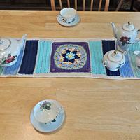 Flower Table Runner - Project by JessieAtHome