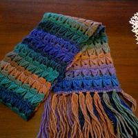 Broomstick crochet shawl - Project by Lisa Crispin