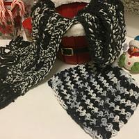 Black & White Scarf & Beanie