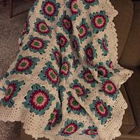 Crocheted African Flower Throw - Project by Shirley