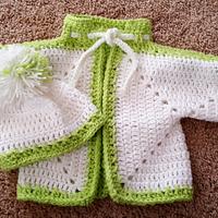 Three little sweaters with beanies - Project by HavasuHooker