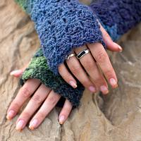 Box Stitch Fingerless Gloves 