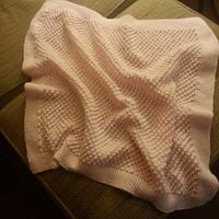 Popcorn stitch baby blanket - Project by Shirley