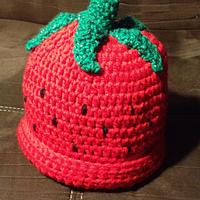 Strawberry Hat - Project by CharlenesCreations 