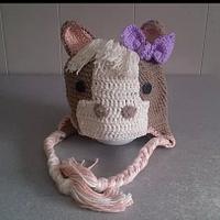 crocheted Horse hat - Project by bamwam