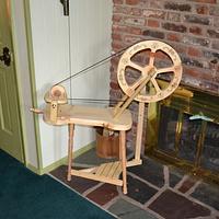 rustic spinning wheel - Project by Tom Haggerty