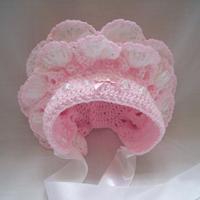 Scalloped bonnet