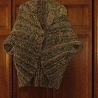 Crocheted shrug - Project by Shirley