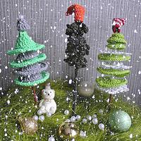 Crochet Christmas Trees - Project by janegreen