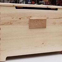Dovetailed toy chest - Project by a1jim