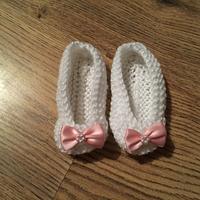 Newborn shoes and booties 