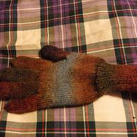 gloves - Project by mobilecrafts