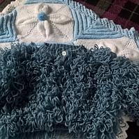 crochet loopy jacket and leaf blanket  - Project by mobilecrafts