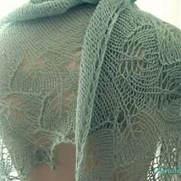 Alpaca Ginkgo shawl - Project by Manualnia