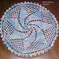 Pinwheel Doily - Project by Frances Glennon