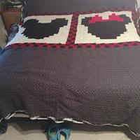 Minnie and Mickey afghan