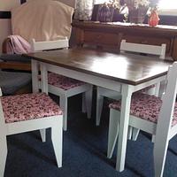Child's table and chair set. - Project by jbartle