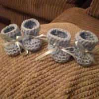 blue new baby booties - Project by maggie craig