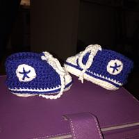 Converse Baby Booties  - Project by dee