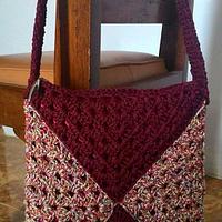 Sparkling maroon bag - Project by Farida Cahyaning Ati
