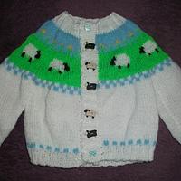 Sheep Cardi - Project by mobilecrafts