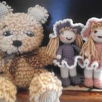 Teddy & Dolls - Project by Craftybear