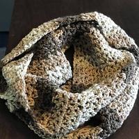 Crocheted Cowl - Project by CrochetNikki