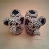 Elephant Booties - Project by Sherily Toledo's Talents