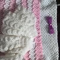 crochet frills blanket and shell jacket - Project by mobilecrafts