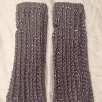 Crochet Fingerless Gloves - Project by CharlenesCreations 