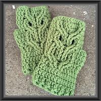 Owl Fingerless Gloves - Project by Alana Judah