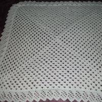 frills edge crochet blanket - Project by mobilecrafts