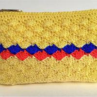 Shell stitch purse 2 - Project by Farida Cahyaning Ati