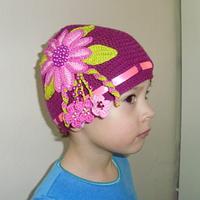 Spring cap with flowers - Project by Petra