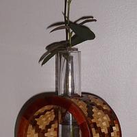 Tall & Thin Glass Vase Stabilizer