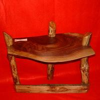 walnut stool - Project by grizzman