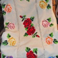 Rose afghan - Project by Charlotte Huffman