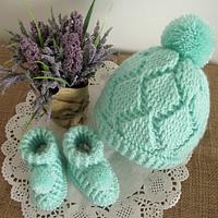 Diamonds Baby Set Crochet Pattern - Project by Liliacraftparty