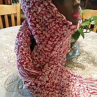 Crocheted double stranded scarf - Project by Rosario Rodriguez