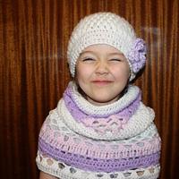 Crochet snood and hat