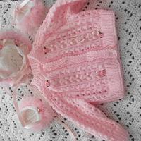 pink and white set - Project by mobilecrafts